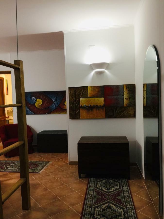 La Roccia Apartment *
