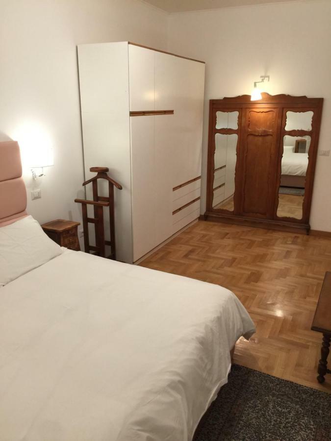 Apartment La Roccia Naples